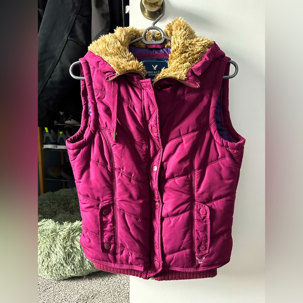 American Eagle Vest